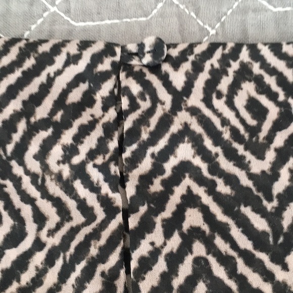 Fun blouse! - Picture 4 of 5